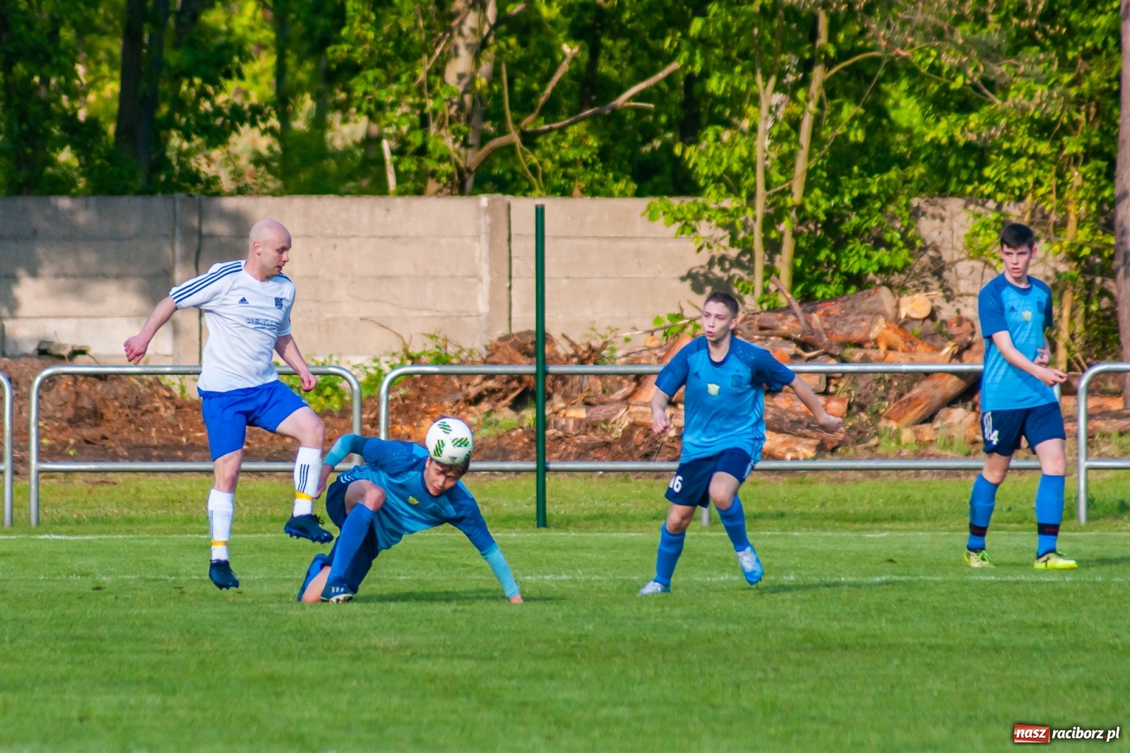 Zdjęcie w galerii na portalu naszraciborz.pl: Gminne derby dla rudzkiego Buku [FOTO] wiadomości z regionu