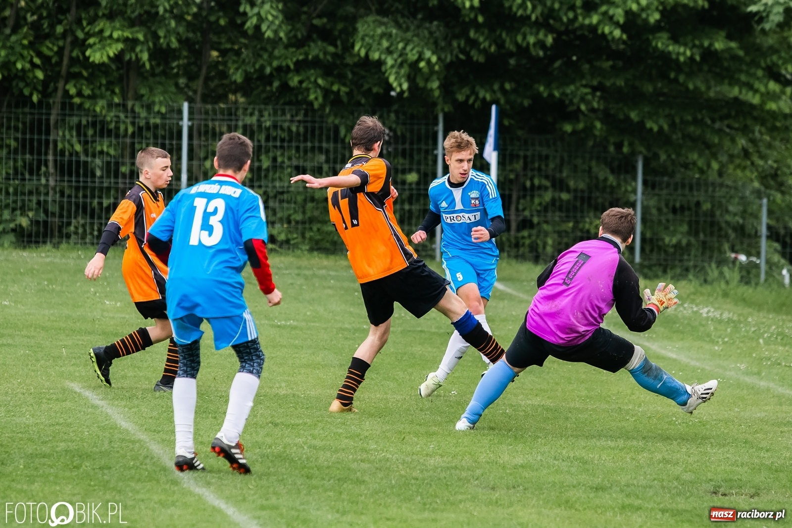 Zdjęcie w galerii na portalu naszraciborz.pl: Drugi komplet punktów juniorów Ocic. Naprzód Borucin czerwoną latarnią [FOTO] wiadomości z regionu