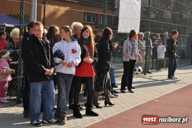 Zdjęcie w galerii na portalu naszraciborz.pl: W Gimnazjum nr 5 podwójne święto wiadomości z regionu
