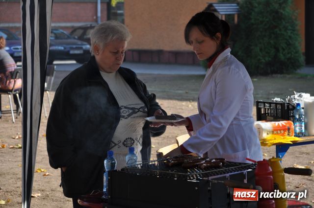 Zdjęcie w galerii na portalu naszraciborz.pl: W Gimnazjum nr 5 podwójne święto wiadomości z regionu