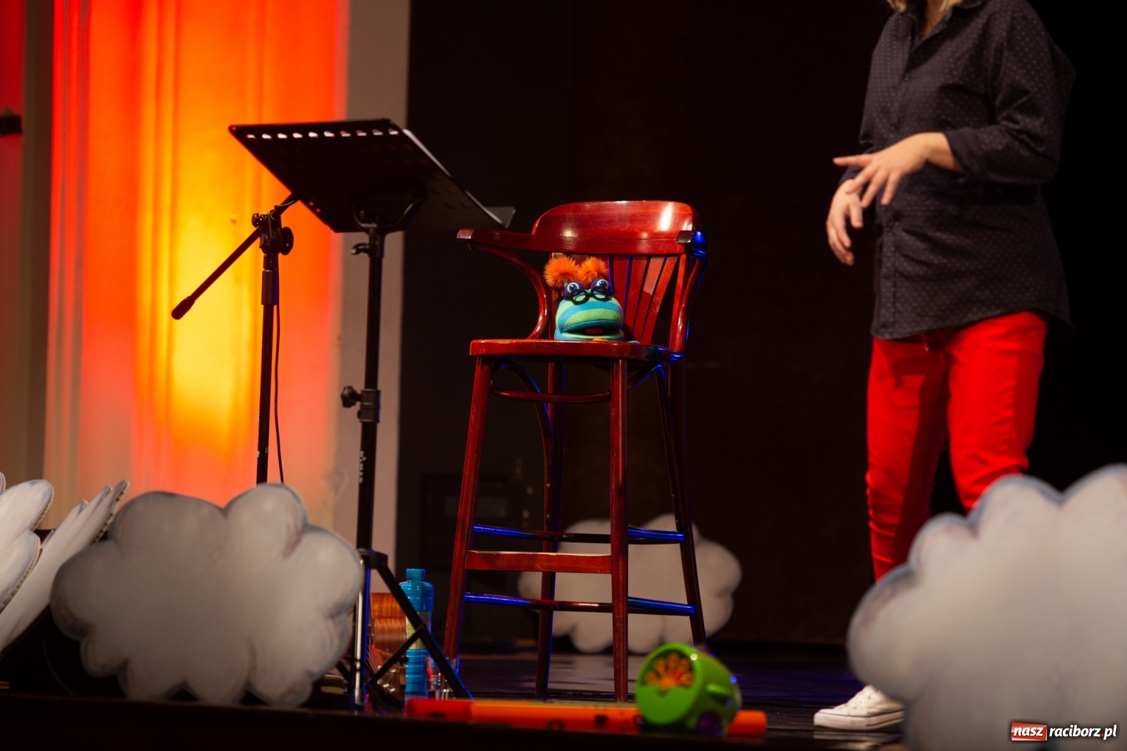 Zdjęcie w galerii na portalu naszraciborz.pl: Maluchy w krainie dźwięku. Popołudniowe spotkanie z muzyką w RCK wiadomości z regionu