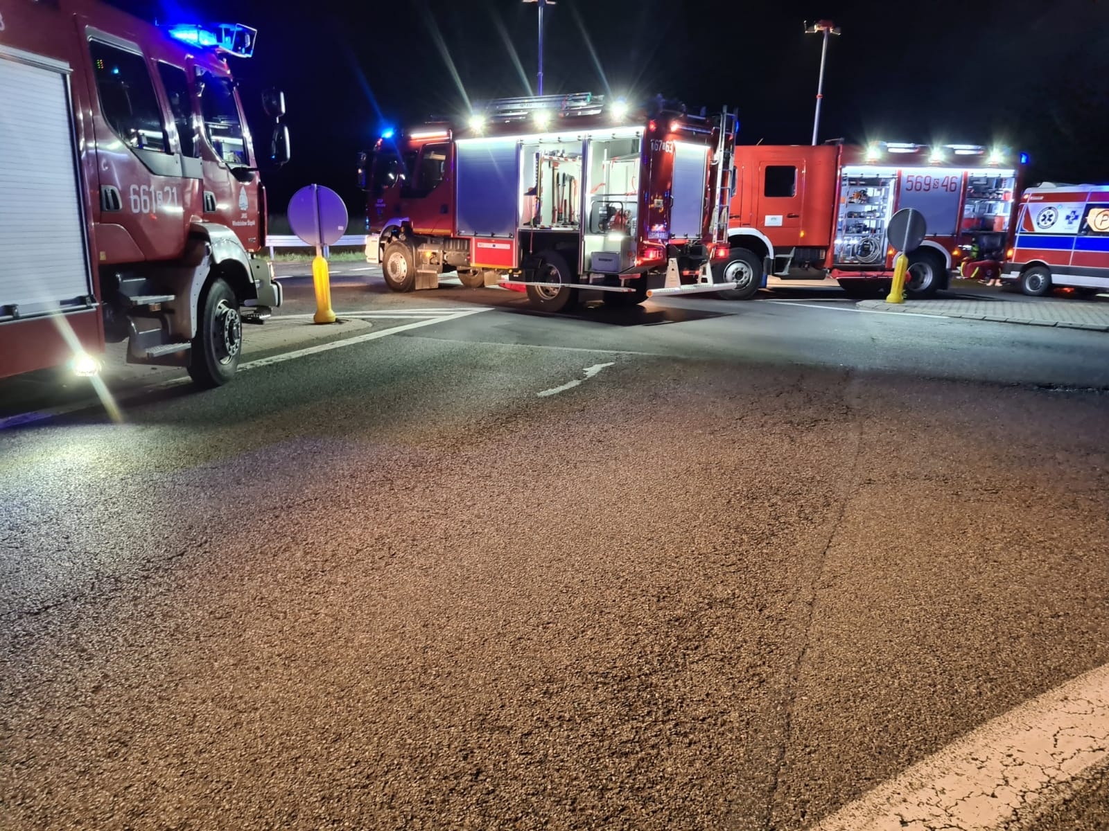 Zdjęcie w galerii na portalu naszraciborz.pl: Audi i peugeot zderzyły się na obwodnicy Chałupek i Zabełkowa [FOTO] wiadomości z regionu