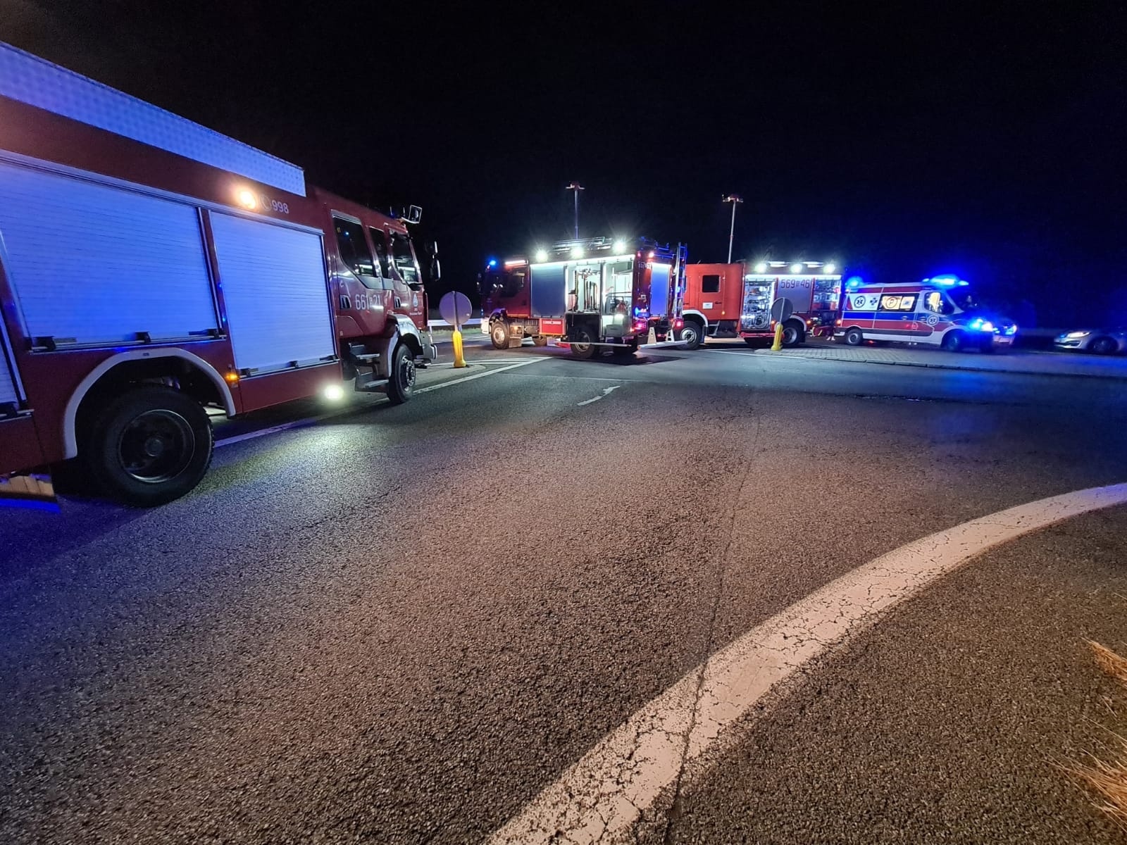 Zdjęcie w galerii na portalu naszraciborz.pl: Audi i peugeot zderzyły się na obwodnicy Chałupek i Zabełkowa [FOTO] wiadomości z regionu