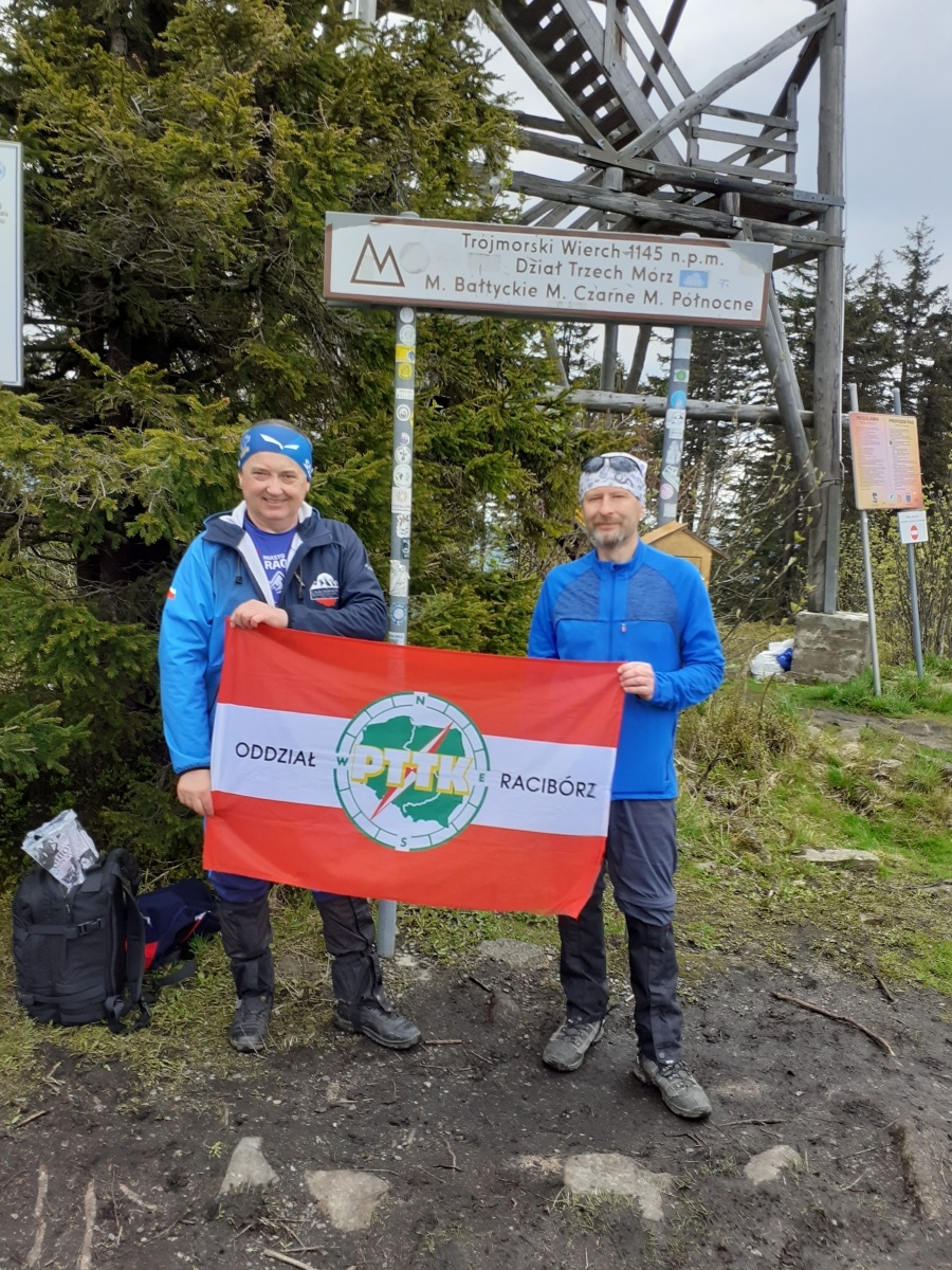 Zdjęcie w galerii na portalu naszraciborz.pl: Raciborzanie na kolejnych szczytach wiadomości z regionu