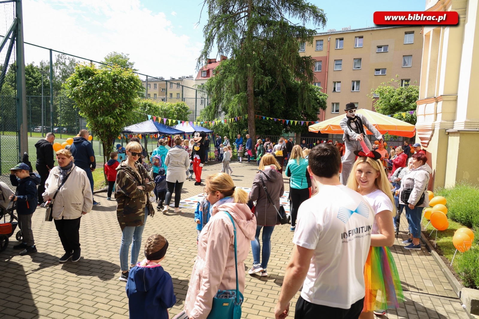 Zdjęcie w galerii na portalu naszraciborz.pl: Raciborzanie bawili się na II Pikniku Integracyjnym wiadomości z regionu