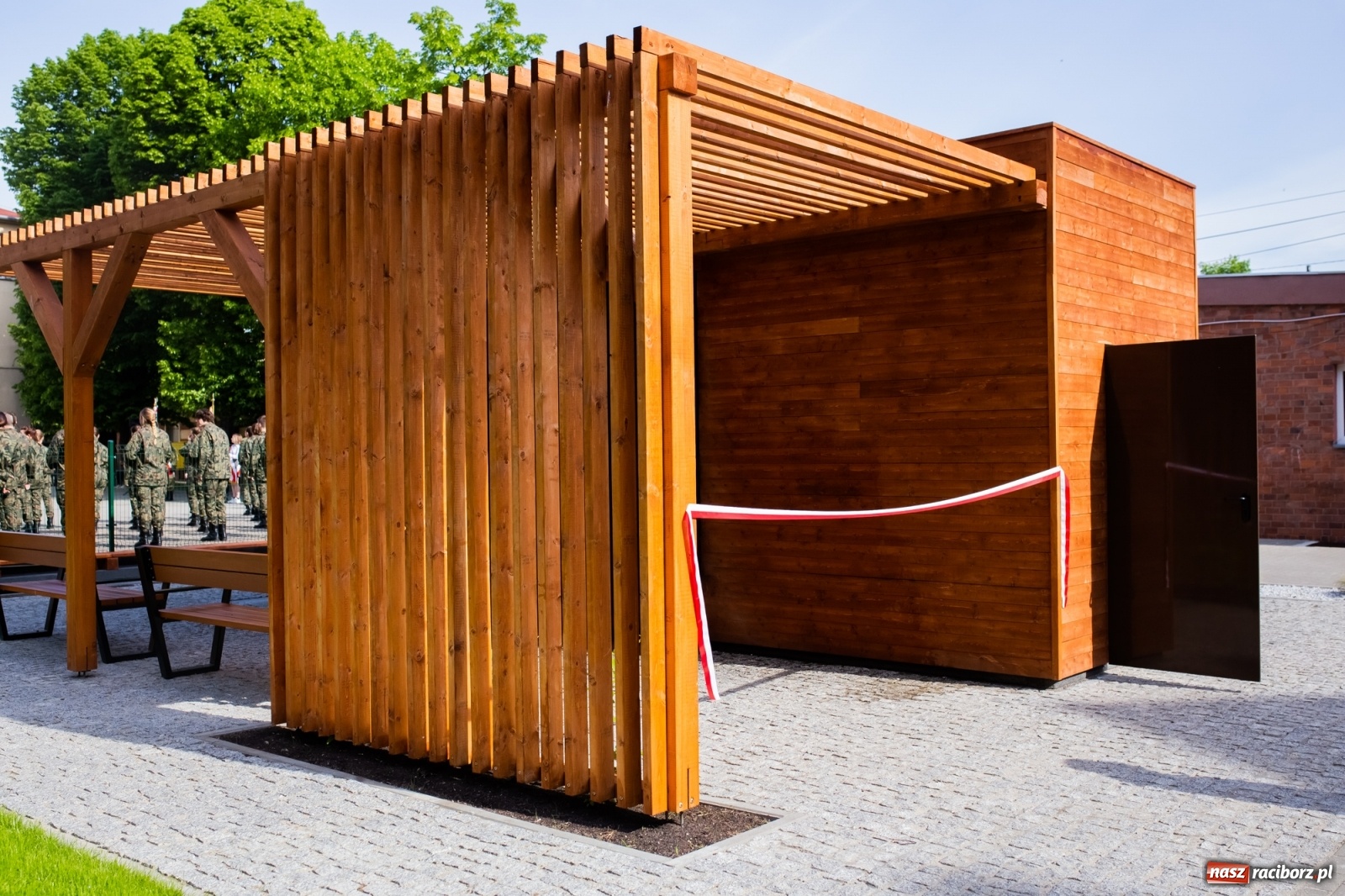 Zdjęcie w galerii na portalu naszraciborz.pl: Tężnia, obiekty sportowe, nagrody - wiceminister i członkini zarządu województwa w Raciborzu [FOTO i WIDEO] wiadomości z regionu