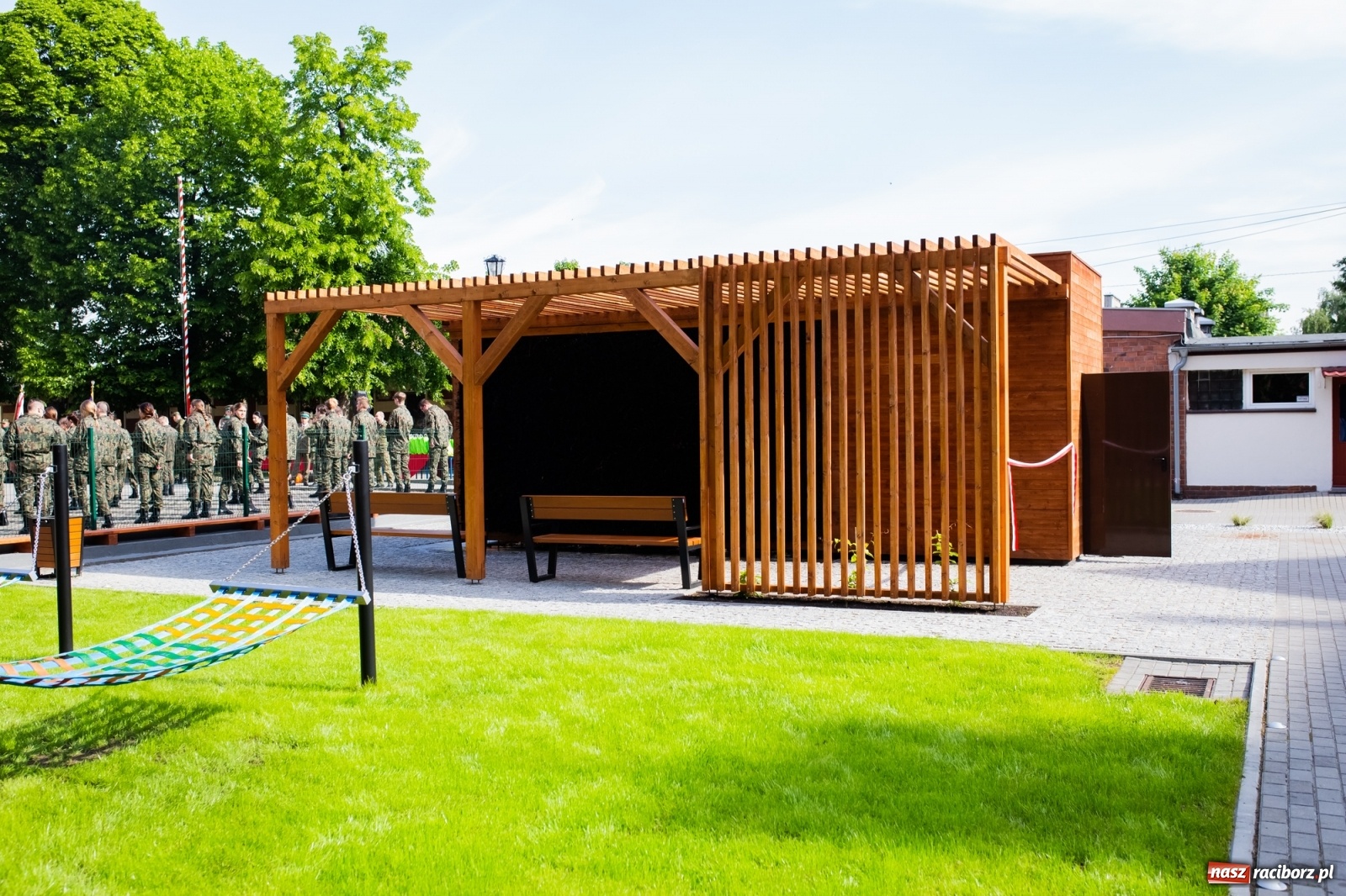 Zdjęcie w galerii na portalu naszraciborz.pl: Tężnia, obiekty sportowe, nagrody - wiceminister i członkini zarządu województwa w Raciborzu [FOTO i WIDEO] wiadomości z regionu