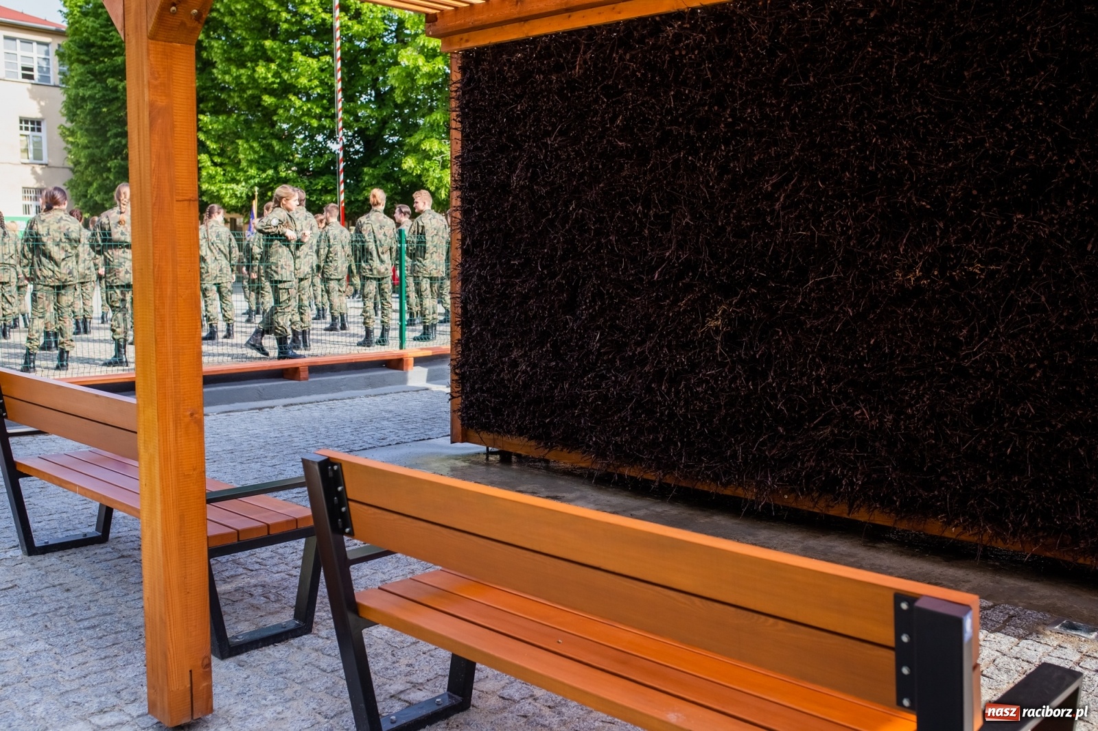 Zdjęcie w galerii na portalu naszraciborz.pl: Tężnia, obiekty sportowe, nagrody - wiceminister i członkini zarządu województwa w Raciborzu [FOTO i WIDEO] wiadomości z regionu