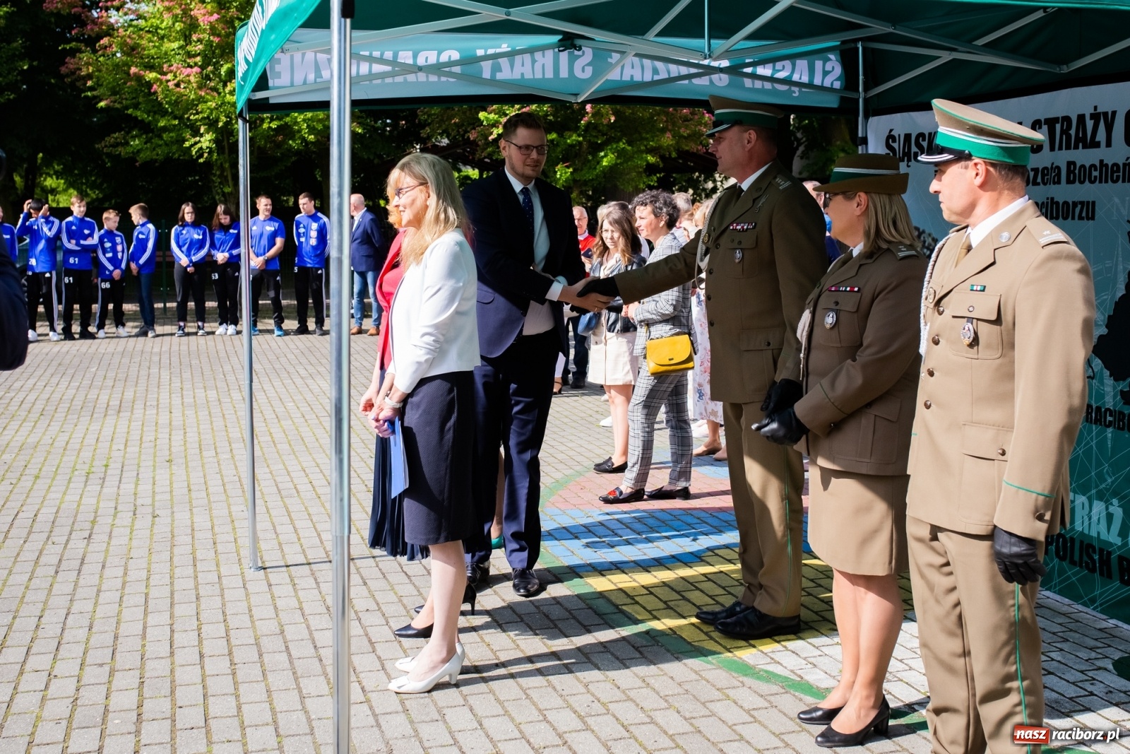 Zdjęcie w galerii na portalu naszraciborz.pl: Tężnia, obiekty sportowe, nagrody - wiceminister i członkini zarządu województwa w Raciborzu [FOTO i WIDEO] wiadomości z regionu
