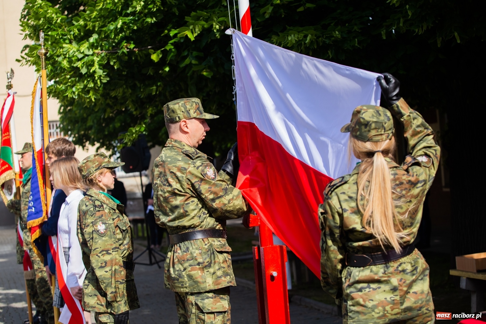Zdjęcie w galerii na portalu naszraciborz.pl: Tężnia, obiekty sportowe, nagrody - wiceminister i członkini zarządu województwa w Raciborzu [FOTO i WIDEO] wiadomości z regionu