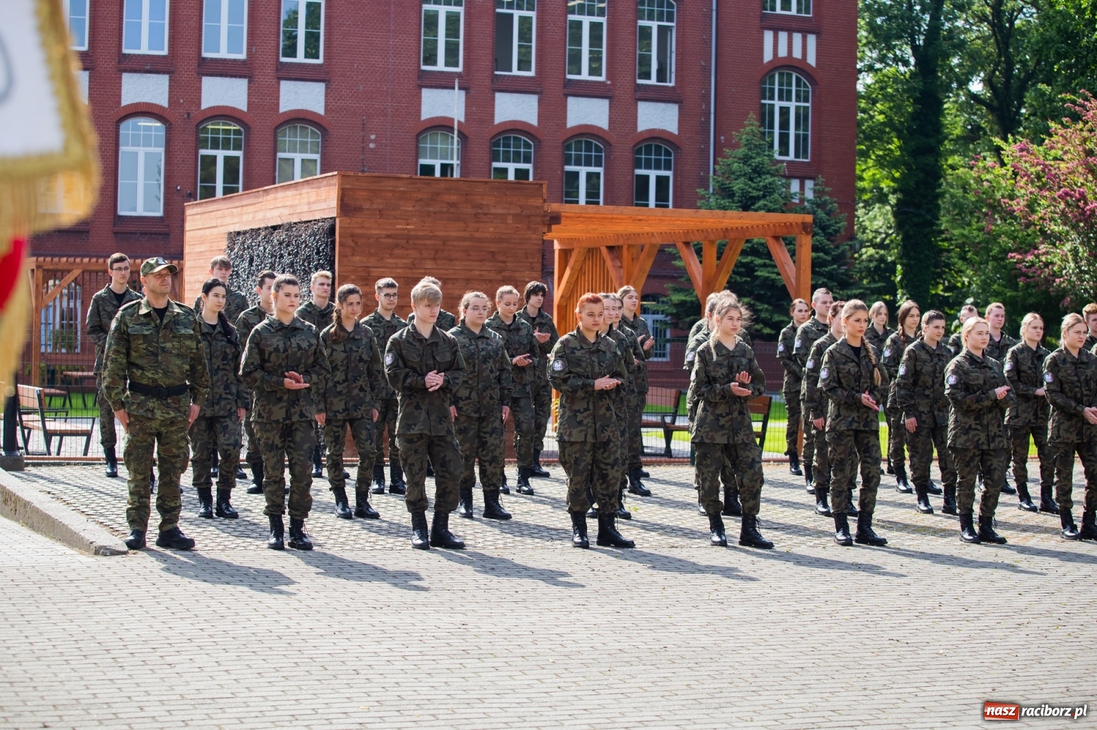 Zdjęcie w galerii na portalu naszraciborz.pl: Tężnia, obiekty sportowe, nagrody - wiceminister i członkini zarządu województwa w Raciborzu [FOTO i WIDEO] wiadomości z regionu