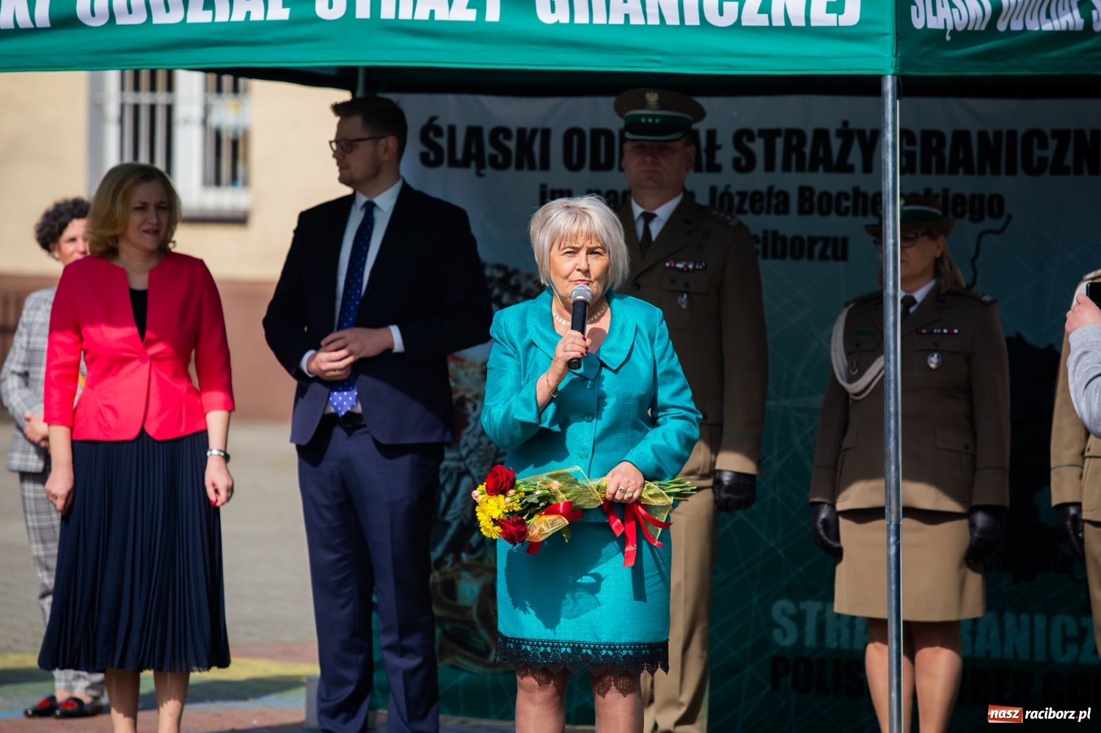 Zdjęcie w galerii na portalu naszraciborz.pl: Tężnia, obiekty sportowe, nagrody - wiceminister i członkini zarządu województwa w Raciborzu [FOTO i WIDEO] wiadomości z regionu