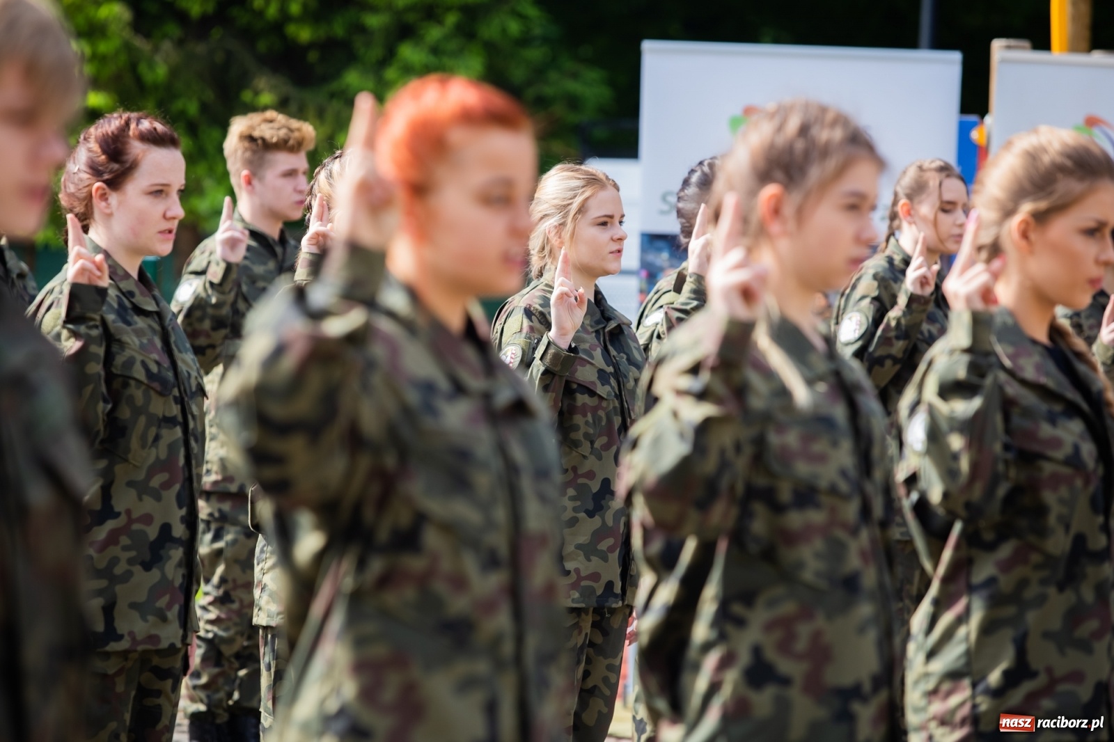 Zdjęcie w galerii na portalu naszraciborz.pl: Tężnia, obiekty sportowe, nagrody - wiceminister i członkini zarządu województwa w Raciborzu [FOTO i WIDEO] wiadomości z regionu