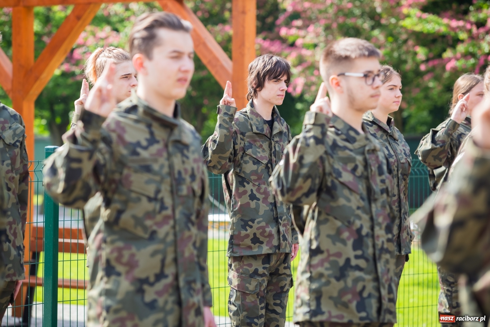 Zdjęcie w galerii na portalu naszraciborz.pl: Tężnia, obiekty sportowe, nagrody - wiceminister i członkini zarządu województwa w Raciborzu [FOTO i WIDEO] wiadomości z regionu