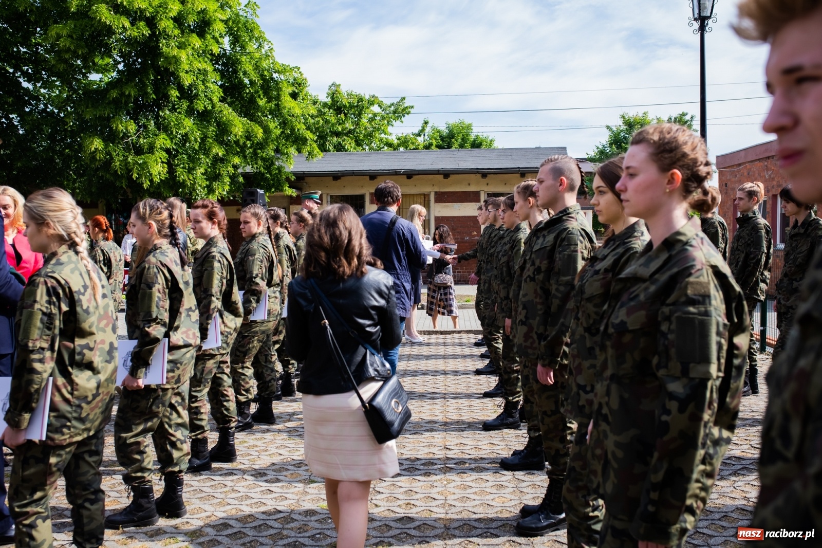 Zdjęcie w galerii na portalu naszraciborz.pl: Tężnia, obiekty sportowe, nagrody - wiceminister i członkini zarządu województwa w Raciborzu [FOTO i WIDEO] wiadomości z regionu
