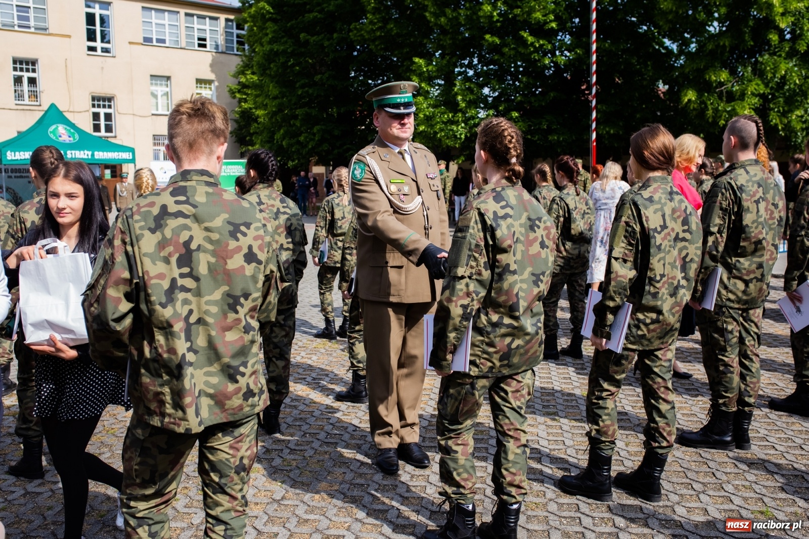 Zdjęcie w galerii na portalu naszraciborz.pl: Tężnia, obiekty sportowe, nagrody - wiceminister i członkini zarządu województwa w Raciborzu [FOTO i WIDEO] wiadomości z regionu