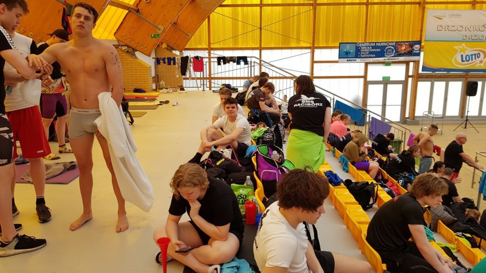 Zdjęcie w galerii na portalu naszraciborz.pl: Pływanie. Liga Szkół Mistrzostwa Sportowego wiadomości z regionu