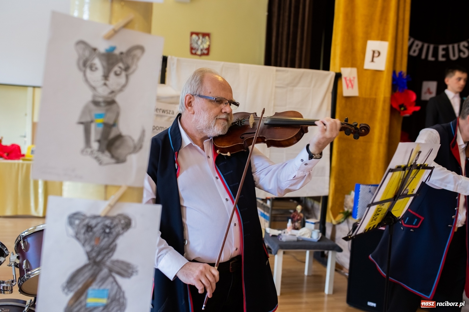 Zdjęcie w galerii na portalu naszraciborz.pl: Nowe boiska i samochód na jubileusz 185-lecia ośrodka dla niesłyszących [FOTO i WIDEO] wiadomości z regionu