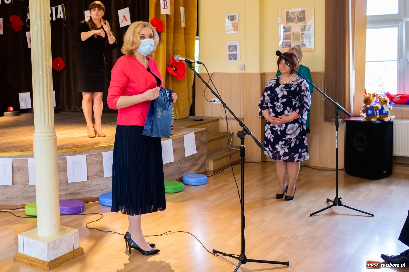 Zdjęcie w galerii na portalu naszraciborz.pl: Nowe boiska i samochód na jubileusz 185-lecia ośrodka dla niesłyszących [FOTO i WIDEO] wiadomości z regionu