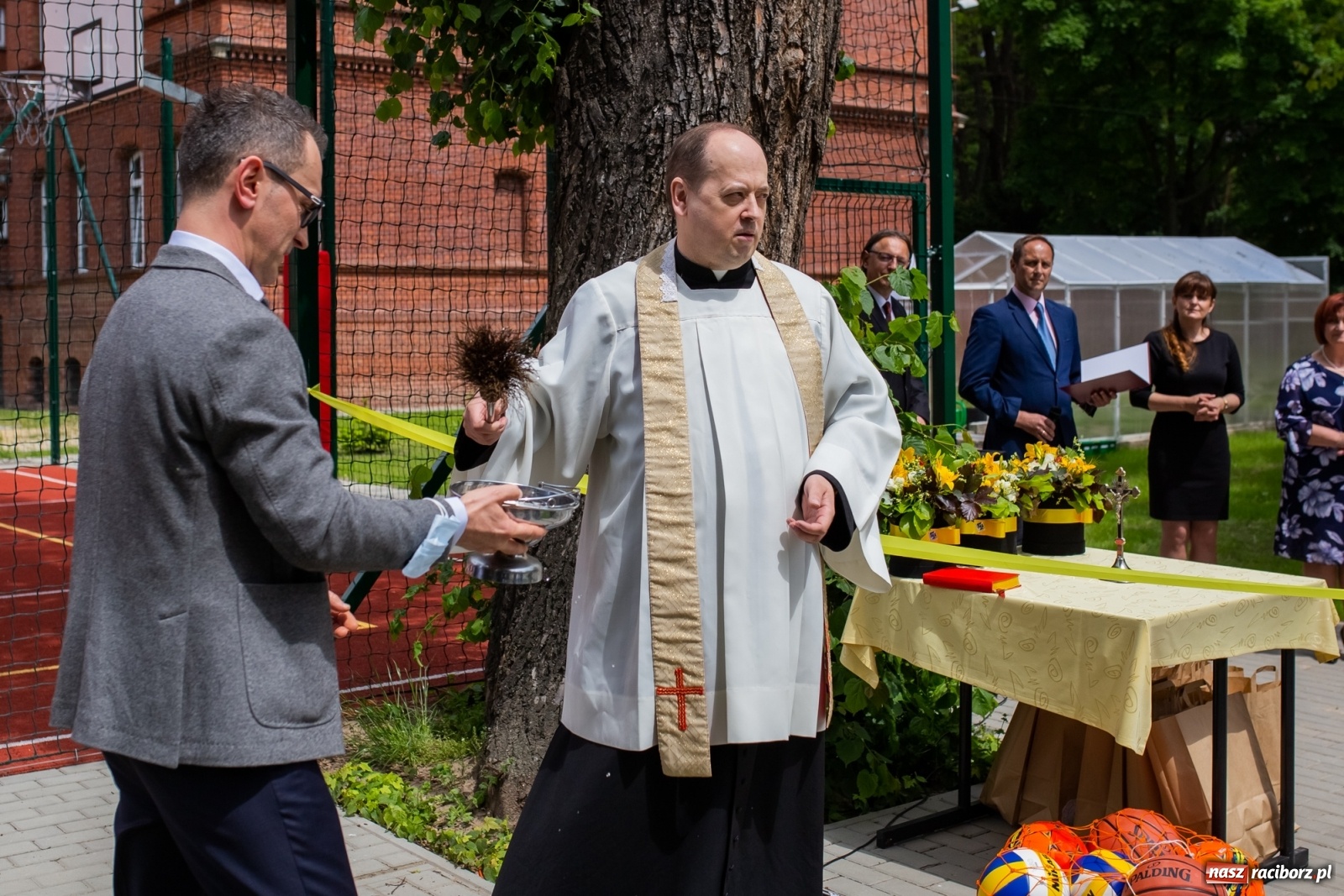 Zdjęcie w galerii na portalu naszraciborz.pl: Nowe boiska i samochód na jubileusz 185-lecia ośrodka dla niesłyszących [FOTO i WIDEO] wiadomości z regionu
