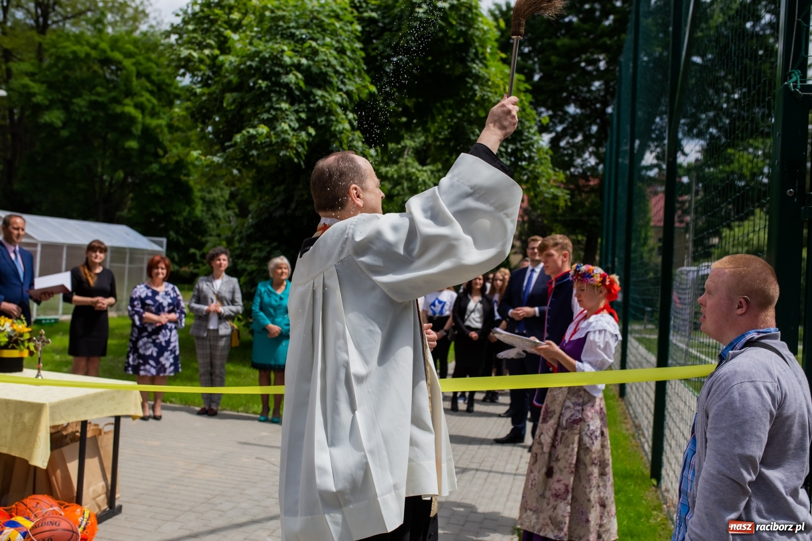 Zdjęcie w galerii na portalu naszraciborz.pl: Nowe boiska i samochód na jubileusz 185-lecia ośrodka dla niesłyszących [FOTO i WIDEO] wiadomości z regionu
