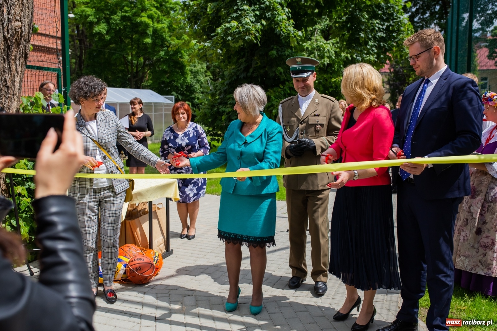 Zdjęcie w galerii na portalu naszraciborz.pl: Nowe boiska i samochód na jubileusz 185-lecia ośrodka dla niesłyszących [FOTO i WIDEO] wiadomości z regionu