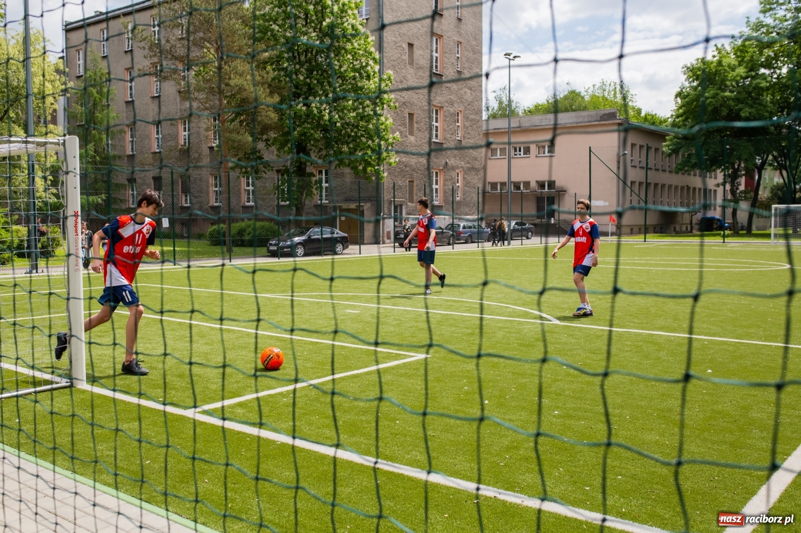 Zdjęcie w galerii na portalu naszraciborz.pl: Nowe boiska i samochód na jubileusz 185-lecia ośrodka dla niesłyszących [FOTO i WIDEO] wiadomości z regionu