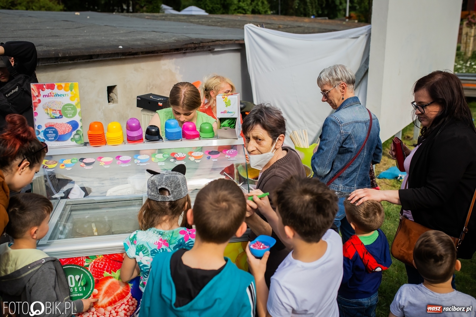 Zdjęcie w galerii na portalu naszraciborz.pl: W parku Jordanowskim i na Rynku - Dzień Dziecka w Raciborzu [FOTO] wiadomości z regionu
