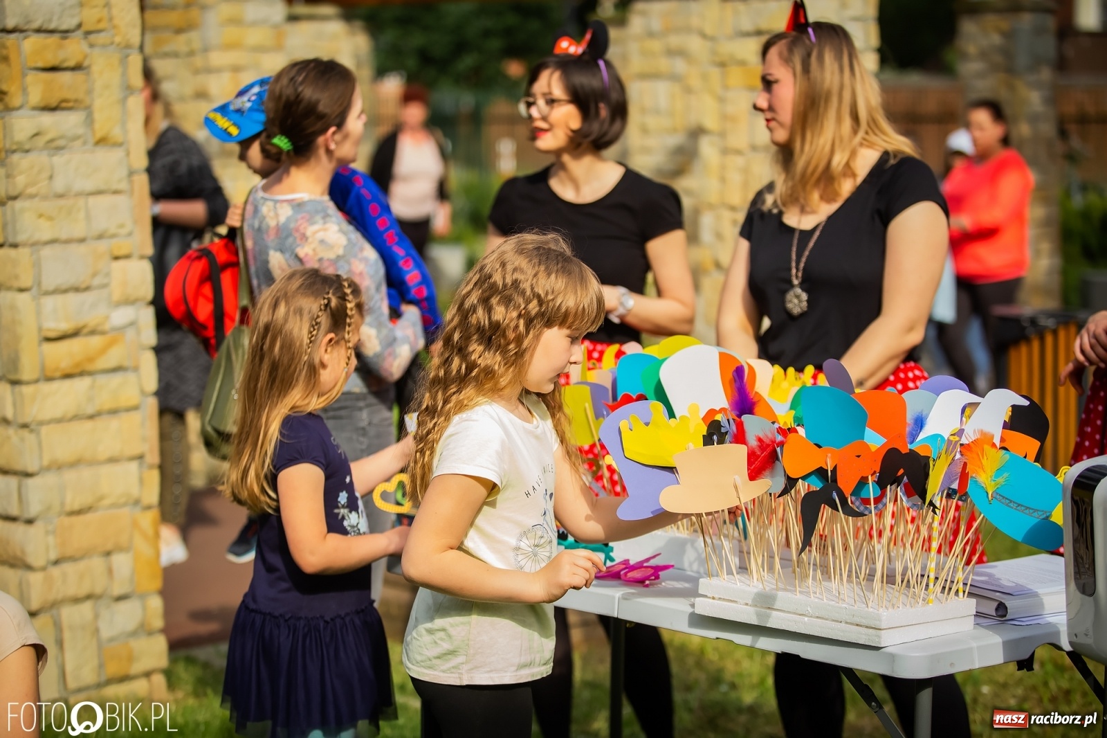 Zdjęcie w galerii na portalu naszraciborz.pl: W parku Jordanowskim i na Rynku - Dzień Dziecka w Raciborzu [FOTO] wiadomości z regionu