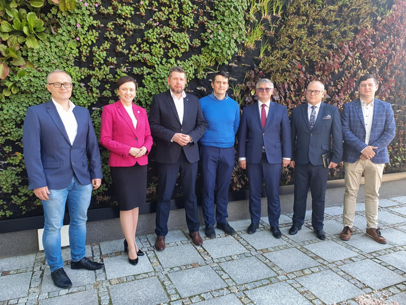 Zdjęcie w galerii na portalu naszraciborz.pl: Rewelacyjny kwartał w Eko-Oknach. Spółka inwestuje w Wodzisławiu Śląskim [WIDEO] wiadomości z regionu