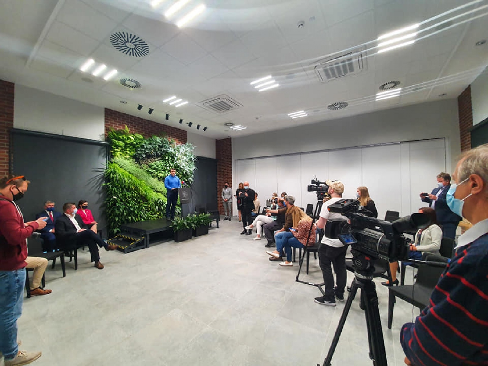 Zdjęcie w galerii na portalu naszraciborz.pl: Rewelacyjny kwartał w Eko-Oknach. Spółka inwestuje w Wodzisławiu Śląskim [WIDEO] wiadomości z regionu