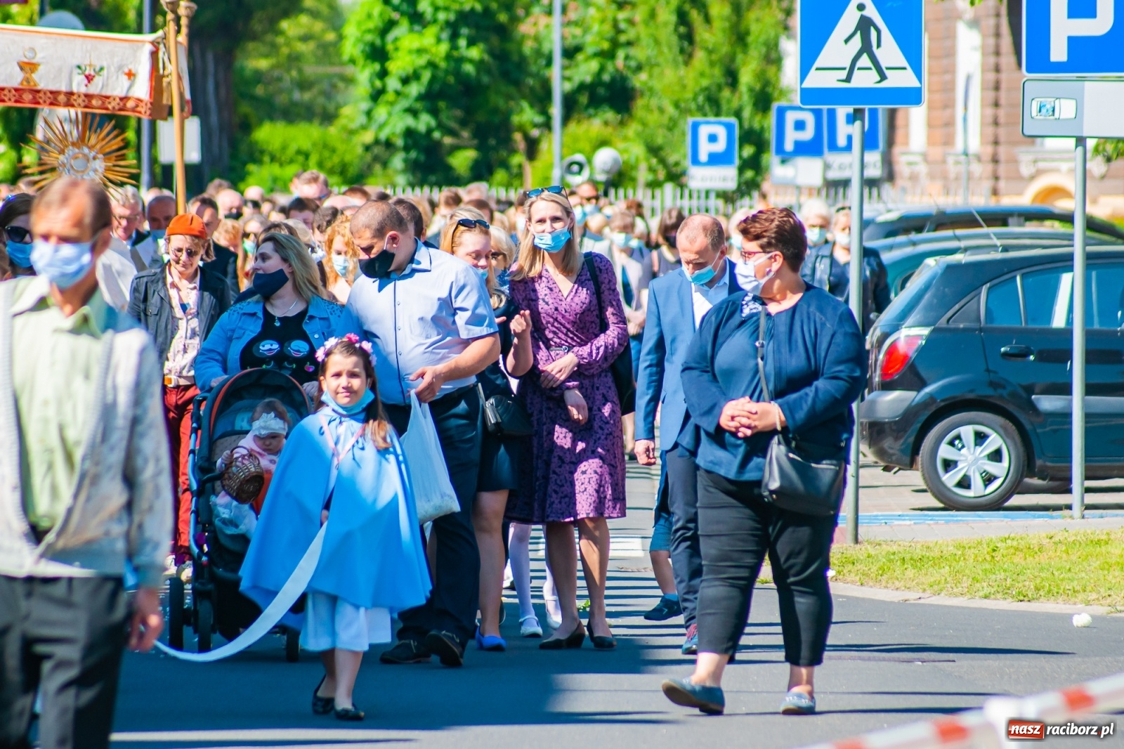Zdjęcie w galerii na portalu naszraciborz.pl: Raciborskie procesje Bożego Ciała 2021 wiadomości z regionu