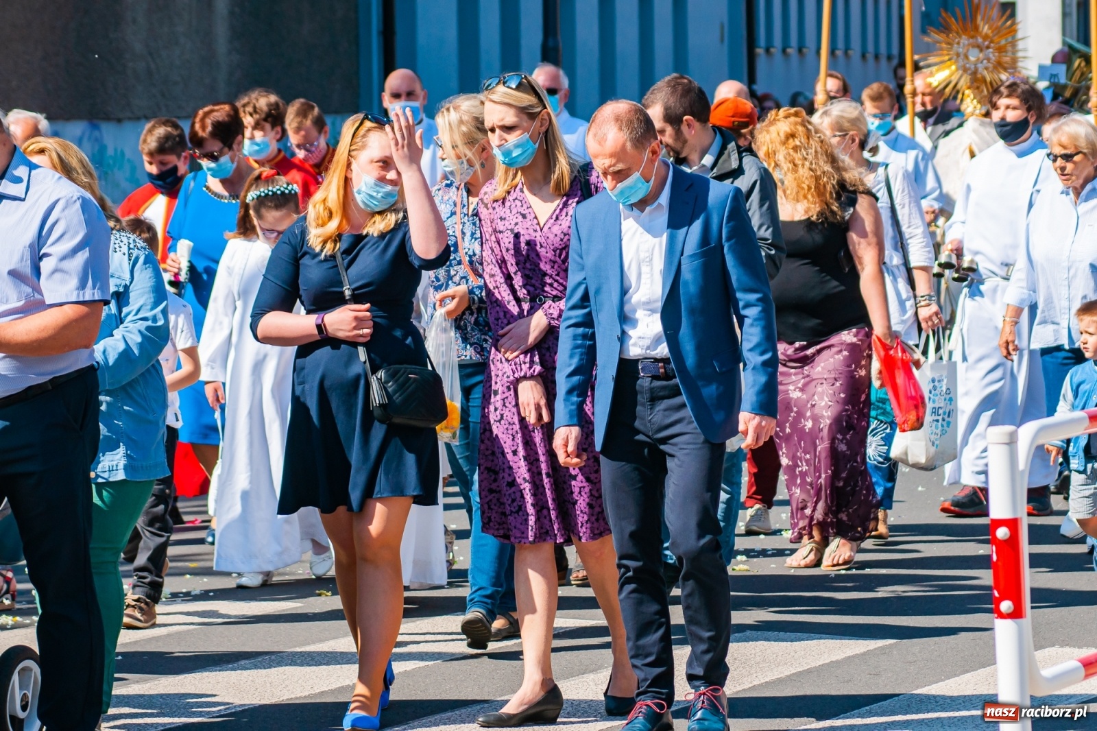 Zdjęcie w galerii na portalu naszraciborz.pl: Raciborskie procesje Bożego Ciała 2021 wiadomości z regionu