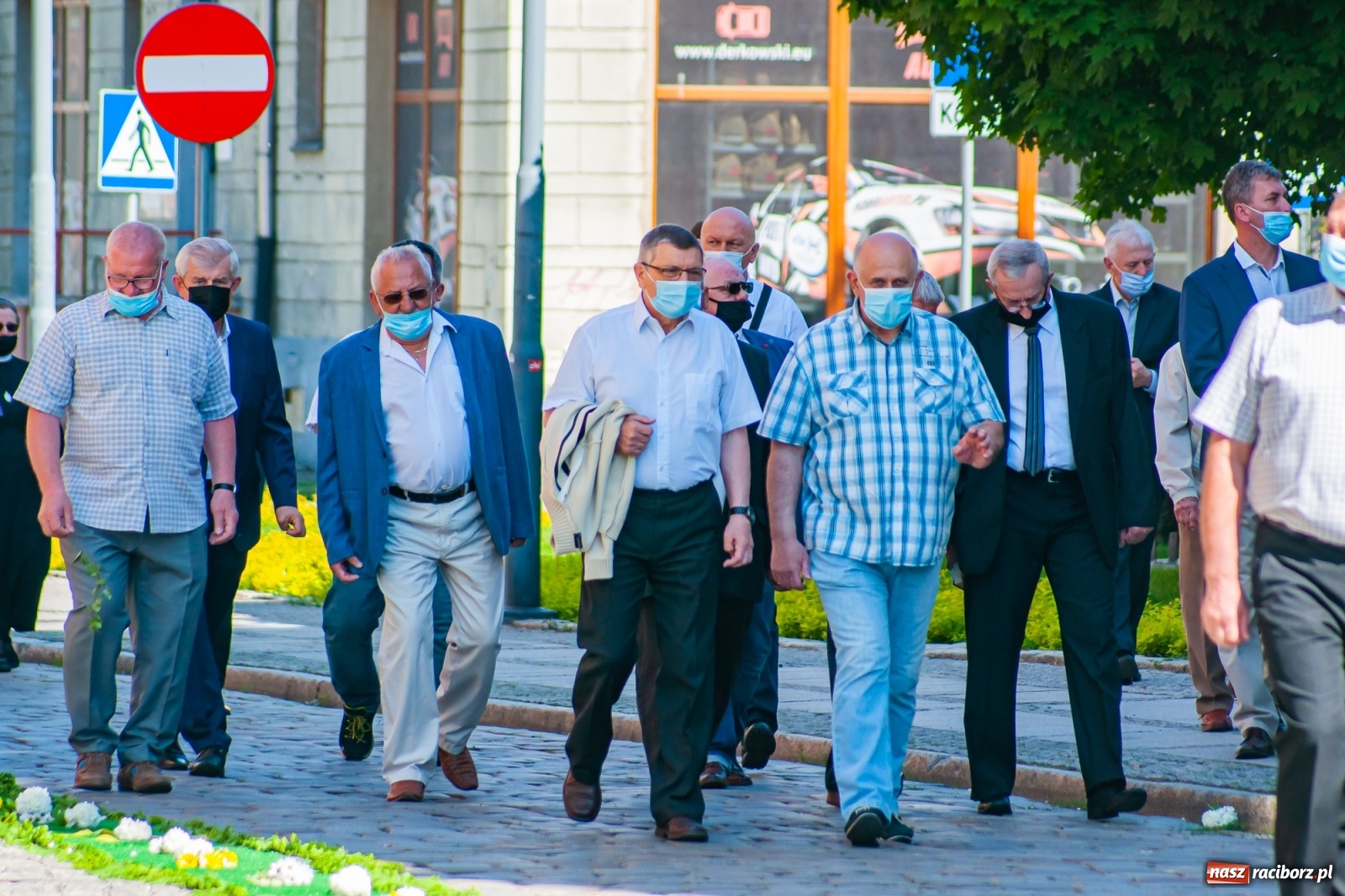 Zdjęcie w galerii na portalu naszraciborz.pl: Raciborskie procesje Bożego Ciała 2021 wiadomości z regionu