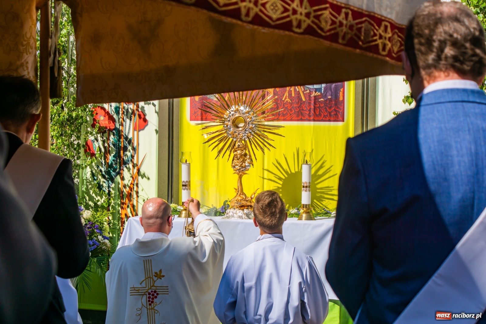 Zdjęcie w galerii na portalu naszraciborz.pl: Raciborskie procesje Bożego Ciała 2021 wiadomości z regionu