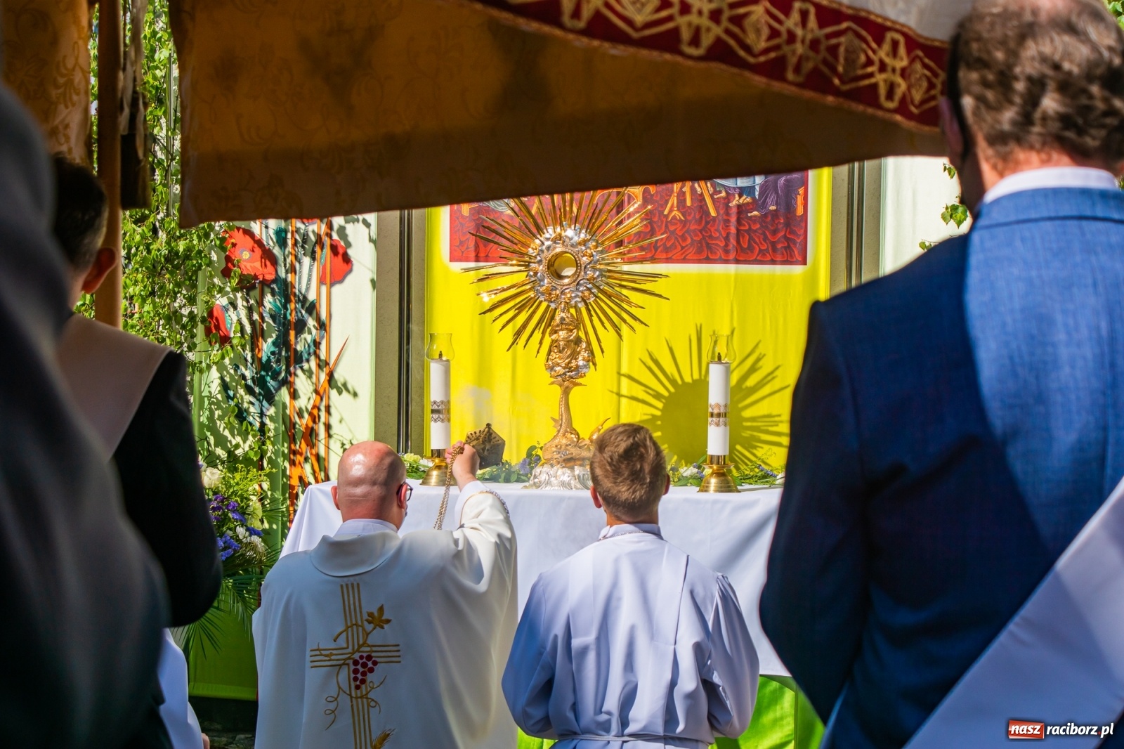 Zdjęcie w galerii na portalu naszraciborz.pl: Raciborskie procesje Bożego Ciała 2021 wiadomości z regionu