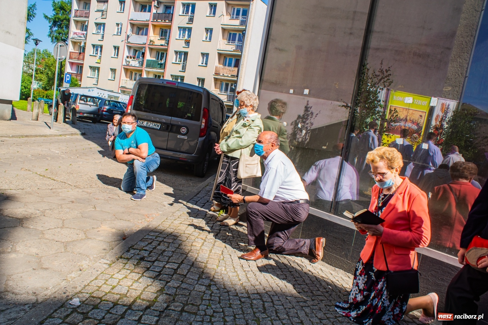 Zdjęcie w galerii na portalu naszraciborz.pl: Raciborskie procesje Bożego Ciała 2021 wiadomości z regionu