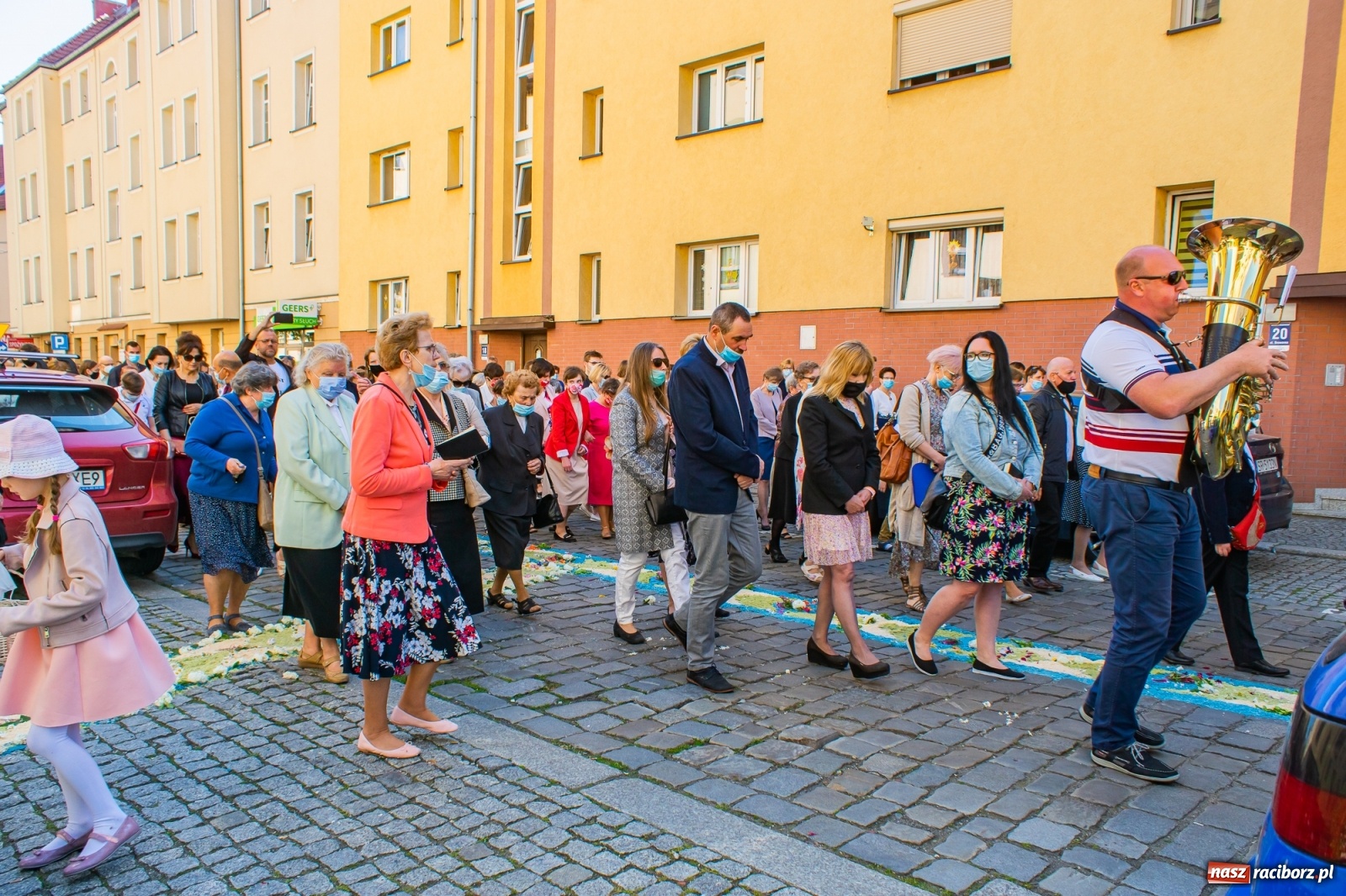 Zdjęcie w galerii na portalu naszraciborz.pl: Raciborskie procesje Bożego Ciała 2021 wiadomości z regionu