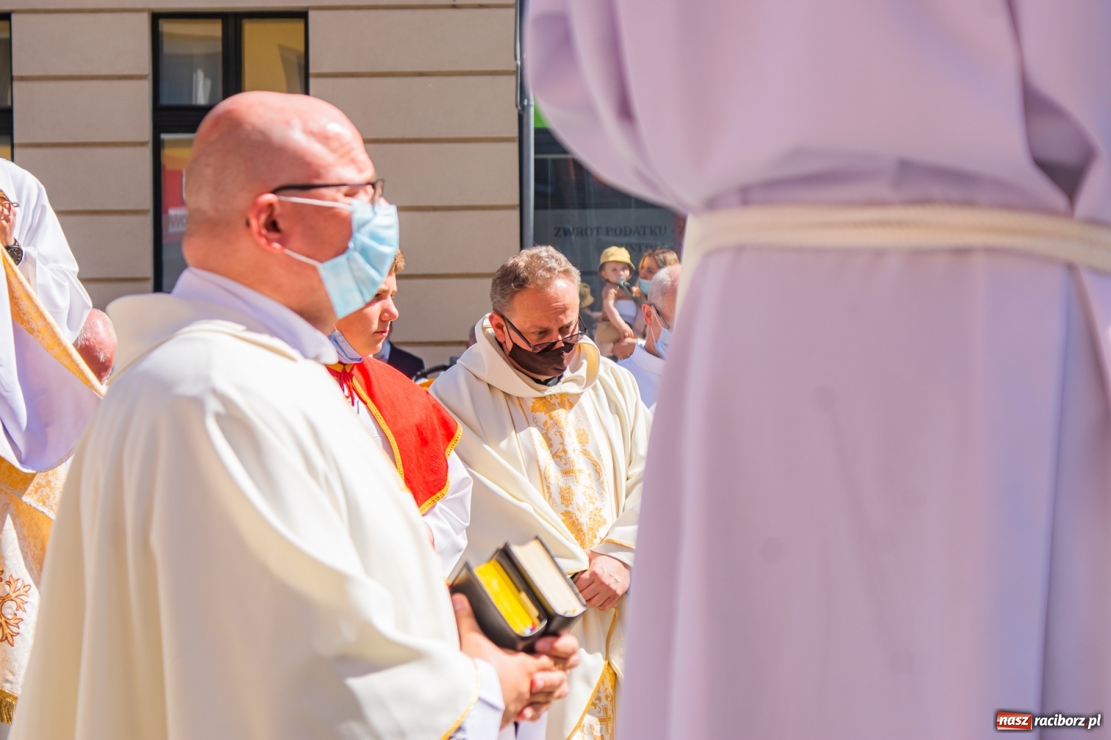 Zdjęcie w galerii na portalu naszraciborz.pl: Raciborskie procesje Bożego Ciała 2021 wiadomości z regionu