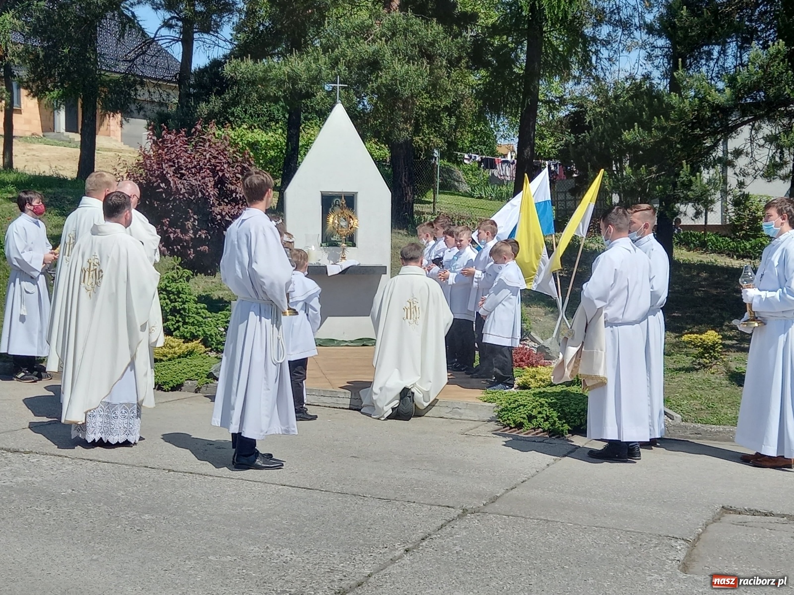 Zdjęcie w galerii na portalu naszraciborz.pl: Raciborskie procesje Bożego Ciała 2021 wiadomości z regionu
