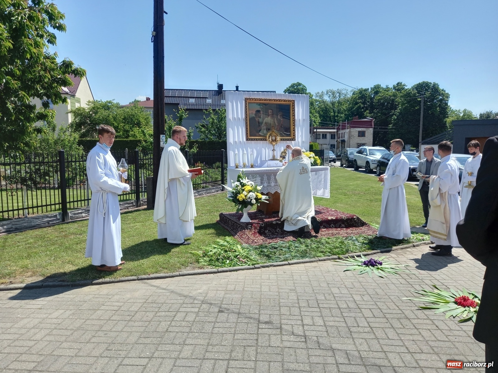 Zdjęcie w galerii na portalu naszraciborz.pl: Raciborskie procesje Bożego Ciała 2021 wiadomości z regionu