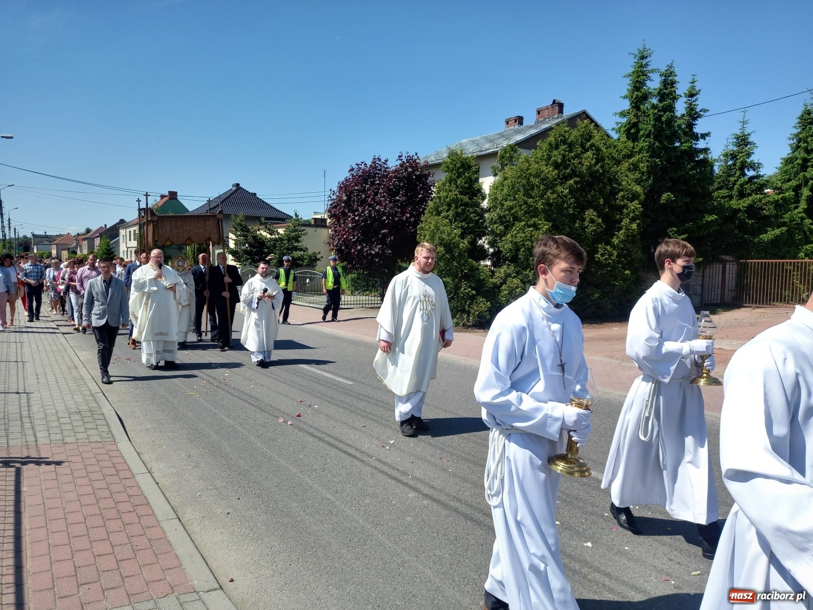 Zdjęcie w galerii na portalu naszraciborz.pl: Raciborskie procesje Bożego Ciała 2021 wiadomości z regionu