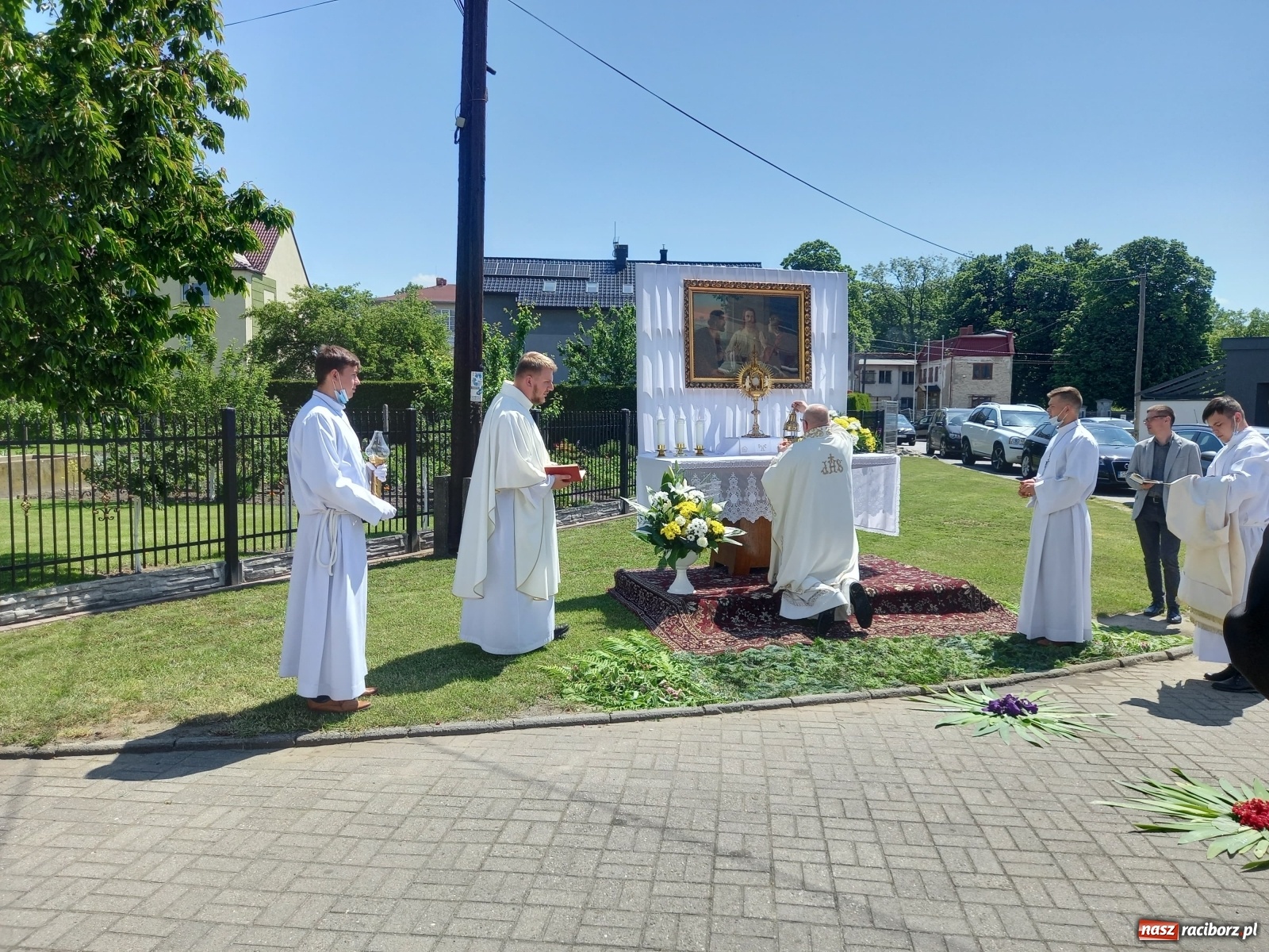 Zdjęcie w galerii na portalu naszraciborz.pl: Raciborskie procesje Bożego Ciała 2021 wiadomości z regionu