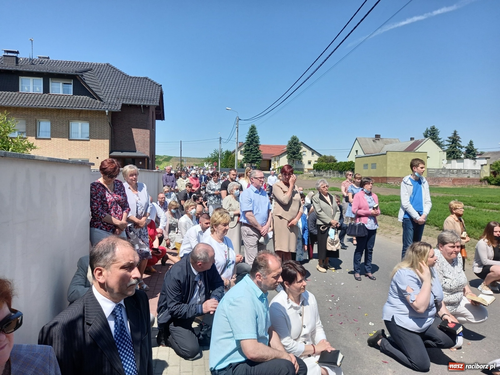 Zdjęcie w galerii na portalu naszraciborz.pl: Raciborskie procesje Bożego Ciała 2021 wiadomości z regionu