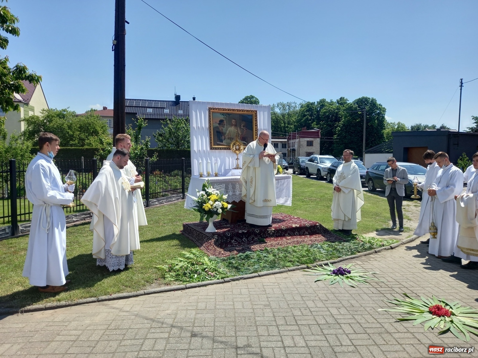 Zdjęcie w galerii na portalu naszraciborz.pl: Raciborskie procesje Bożego Ciała 2021 wiadomości z regionu