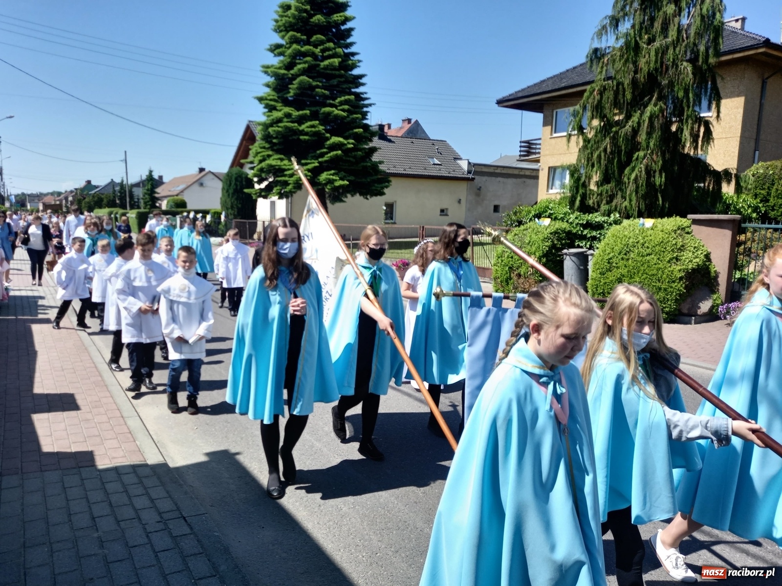 Zdjęcie w galerii na portalu naszraciborz.pl: Raciborskie procesje Bożego Ciała 2021 wiadomości z regionu
