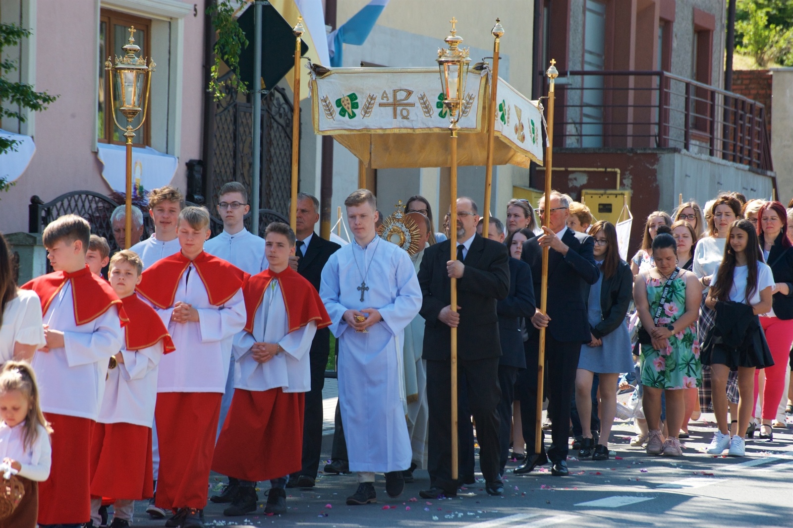 Zdjęcie w galerii na portalu naszraciborz.pl: Procesja Bożego Ciała w Tworkowie wiadomości z regionu