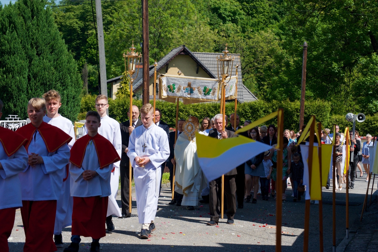 Zdjęcie w galerii na portalu naszraciborz.pl: Procesja Bożego Ciała w Tworkowie wiadomości z regionu