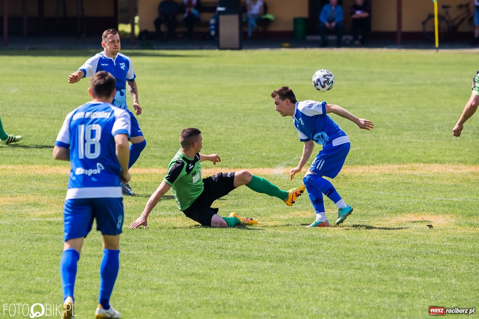 Zdjęcie w galerii na portalu naszraciborz.pl: Klasa okręgowa. Tworków nie zatrzymał rozpędzonej Unii [FOTO] wiadomości z regionu