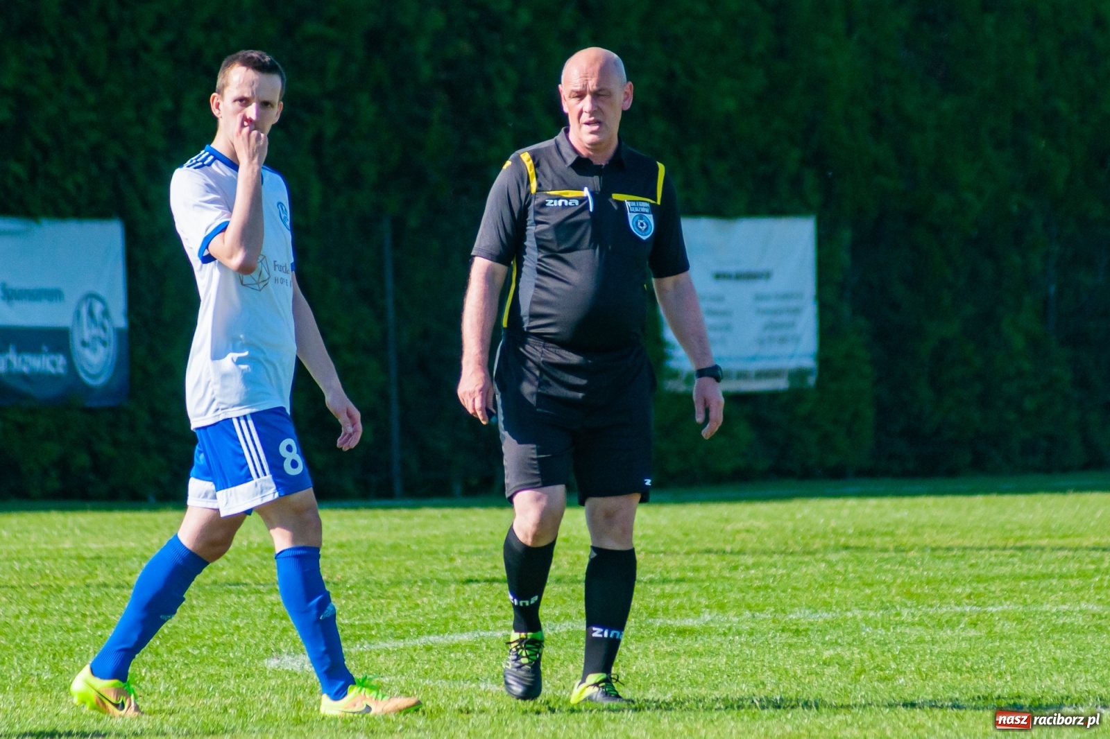 Zdjęcie w galerii na portalu naszraciborz.pl: Gol do szatni nie załamał gości. Zabełków odwrócił losy meczu [FOTO]  wiadomości z regionu
